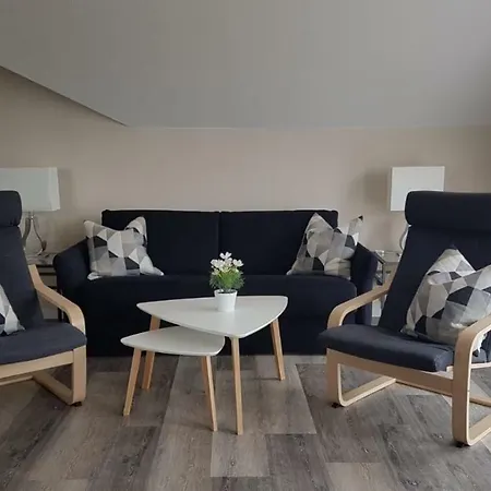 Appartement Ferienapartment Wiese & Auf Ruegen