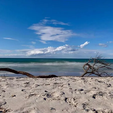 Ferienapartment Wiese & Auf Ruegen Appartement *