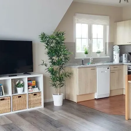 Appartement Ferienapartment Wiese & Auf Ruegen Neddesitz