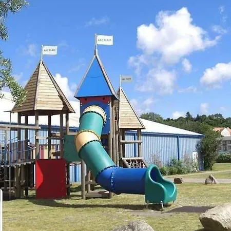 Ferienapartment Wiese & Auf Ruegen * Neddesitz