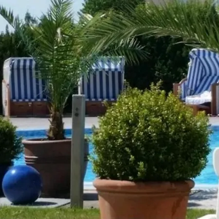 Ferienapartment Wiese & Auf Ruegen Appartement Neddesitz