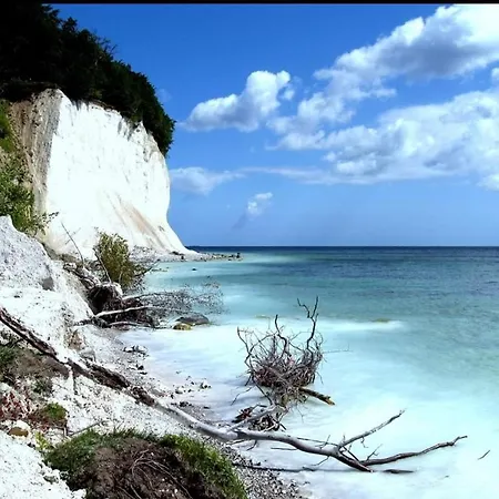 Ferienapartment Wiese & Auf Ruegen Appartement Neddesitz